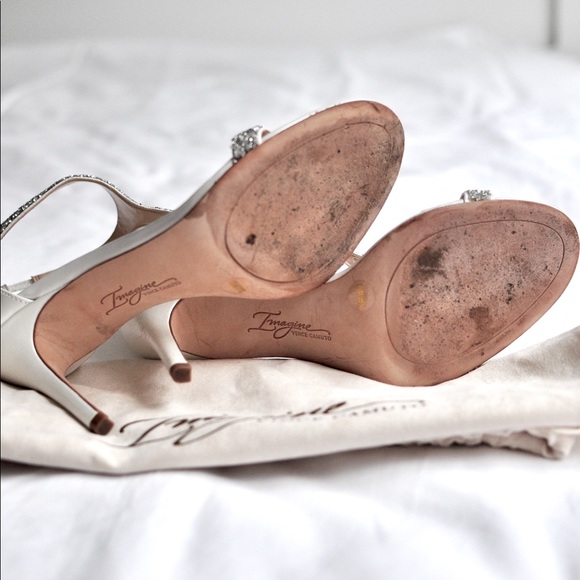 Imagine by Vince Camuto T-Strap Sandal Heel - Picture 5 of 7